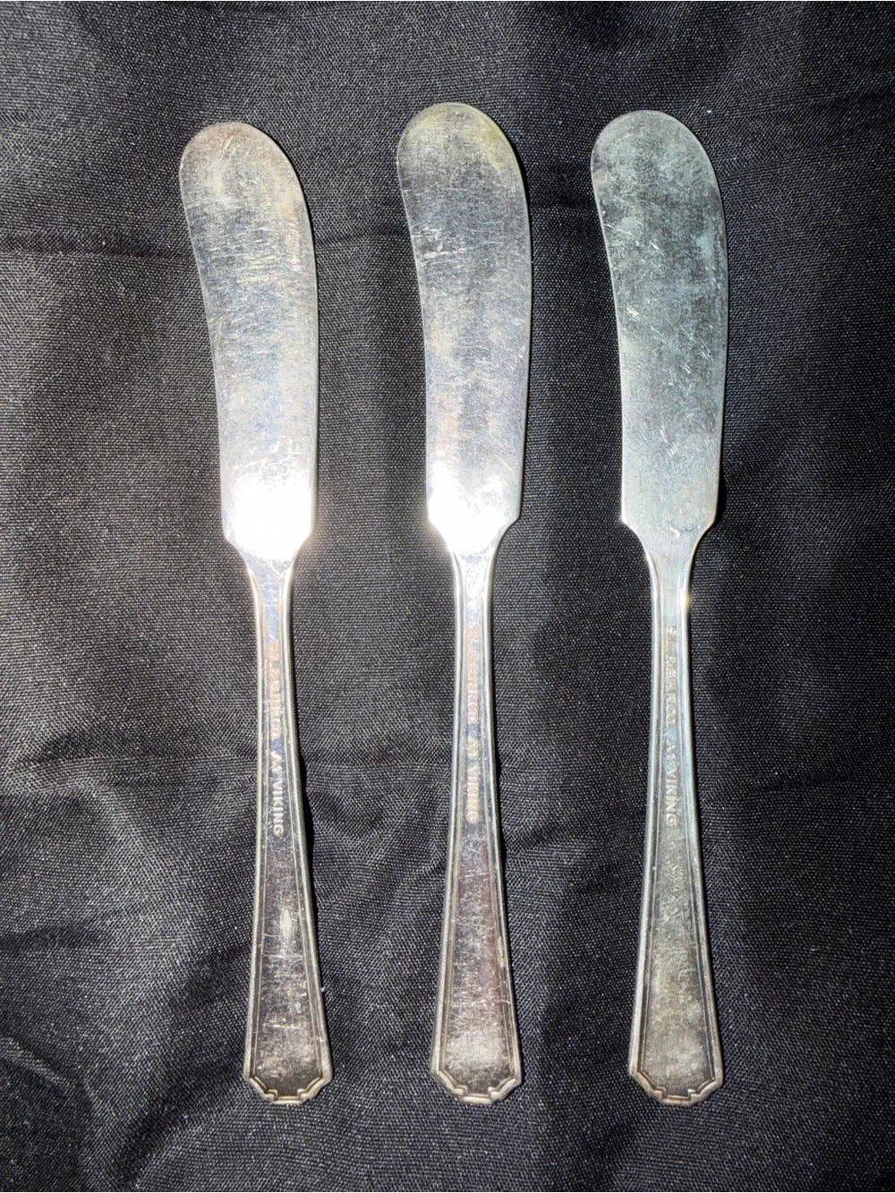 Set of 3 Vintage Stainless Butter Knives - Silver Tone